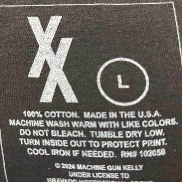 Machine Gun Kelly Hotel Diablo L/S Shirt Size Large - Picture 4 of 4